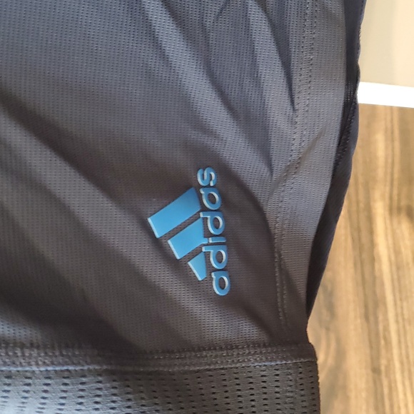 SO Online BNWT Adidas HEAT.RDY MOCK POLO SHIRT Size XS - Picture 4 of 8